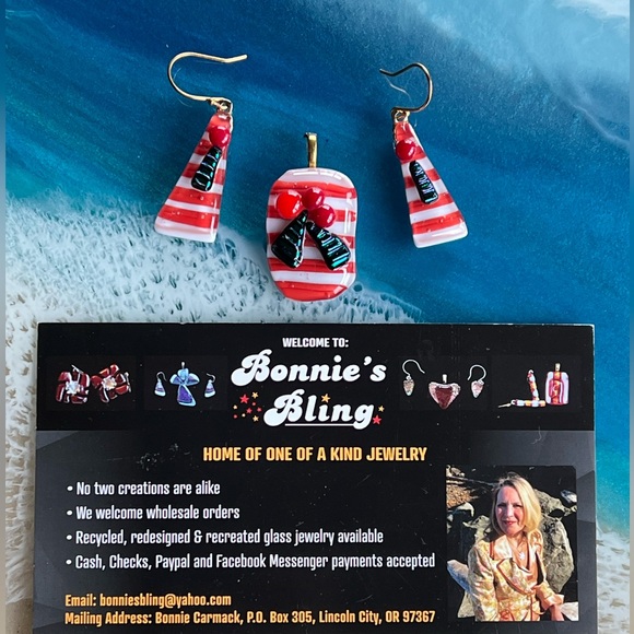 Bonnie’s Bling One Of A Kind Fused Glass Jewelry and Accessories to Wear. - Picture 10 of 15